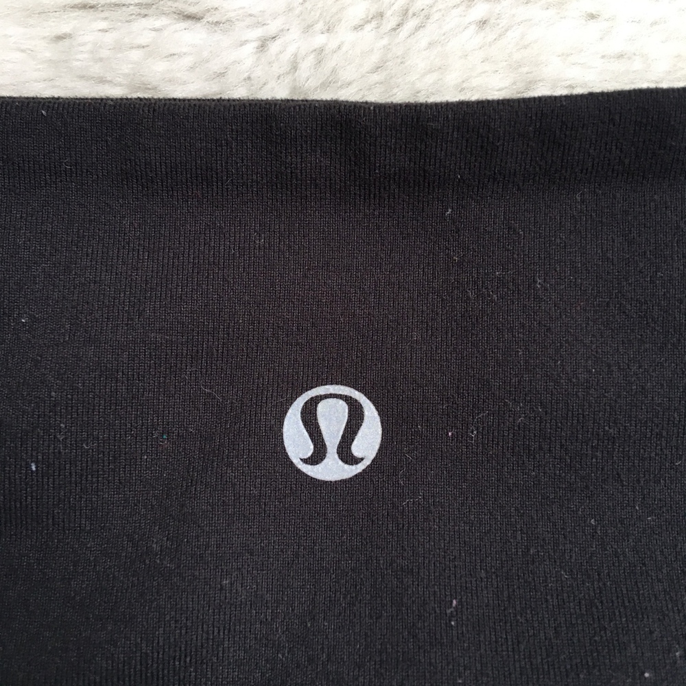 Lululemon Wunder Under Black Crop Pants Size 8 - Picture 7 of 7